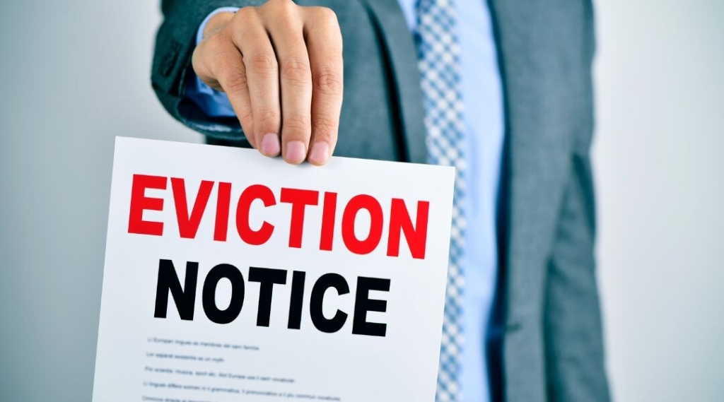 How to Deal with the Eviction Process in Dallas 