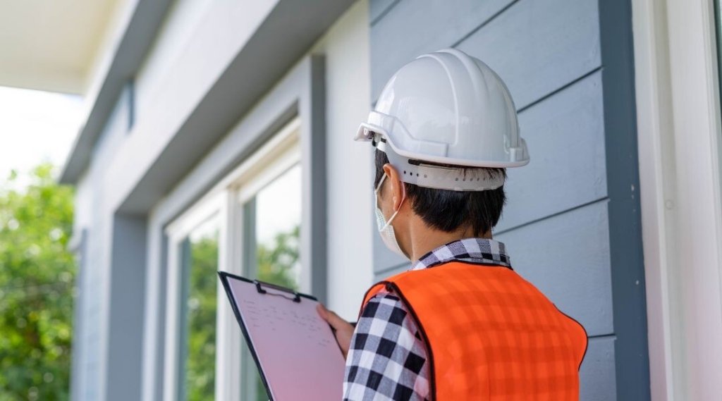 How to Choose the Best Contractors for Your Rental Property 